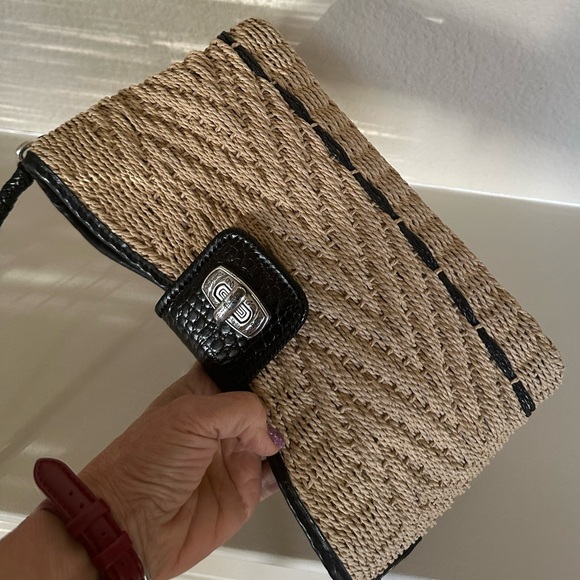 Brighton Wendy Tan/Blk Woven Jute With Chocolate Leather Shoulder Bag H70224 EUC - Picture 7 of 15